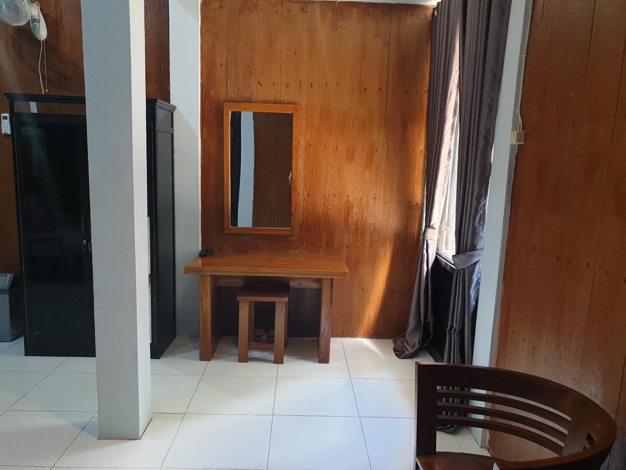 Capital O 92612 Penginapan D'Alas Purwo & Beachnearpadang Savana Sadengan Banyuwangi  Exterior photo