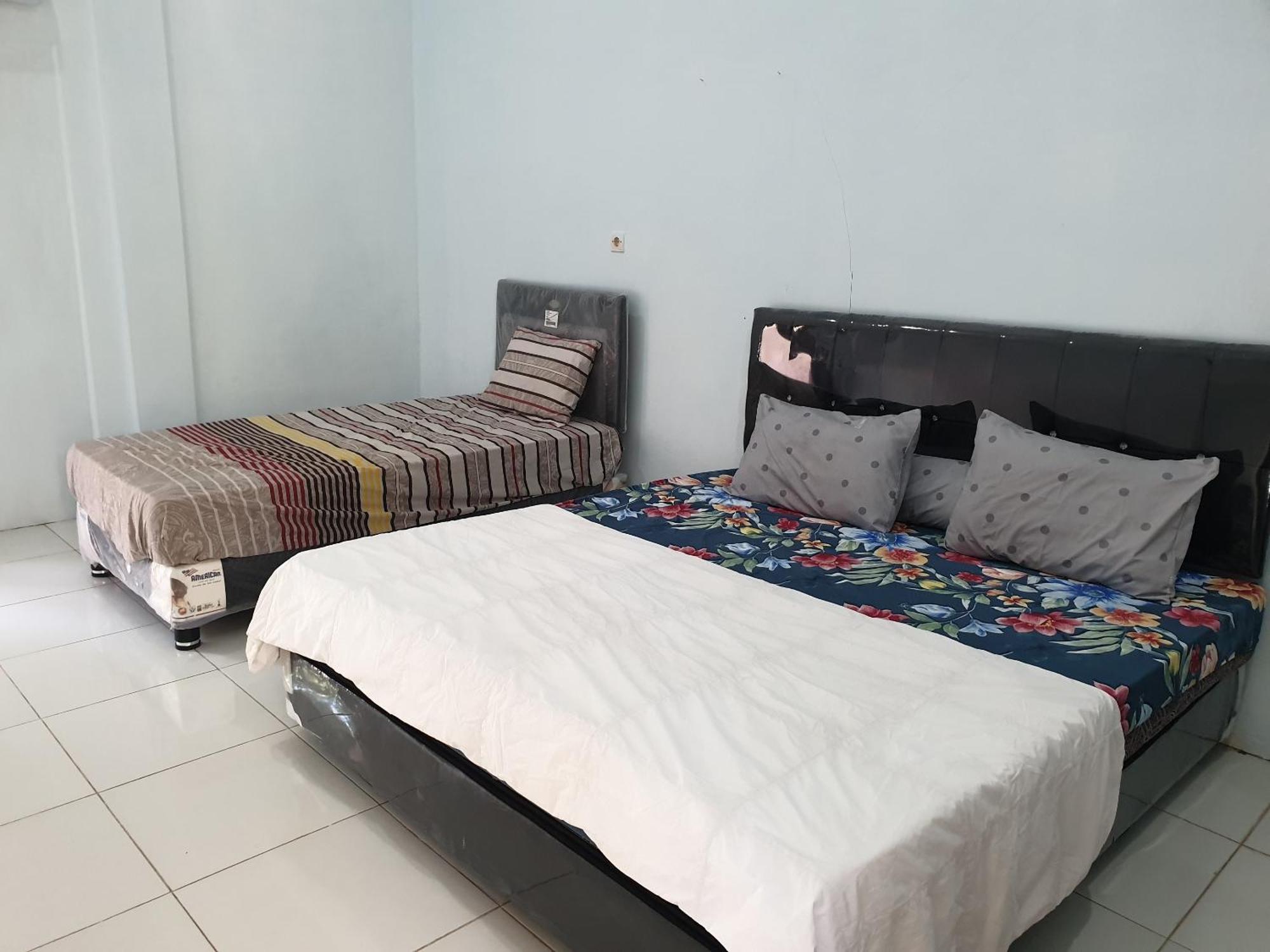 Capital O 92612 Penginapan D'Alas Purwo & Beachnearpadang Savana Sadengan Banyuwangi  Exterior photo